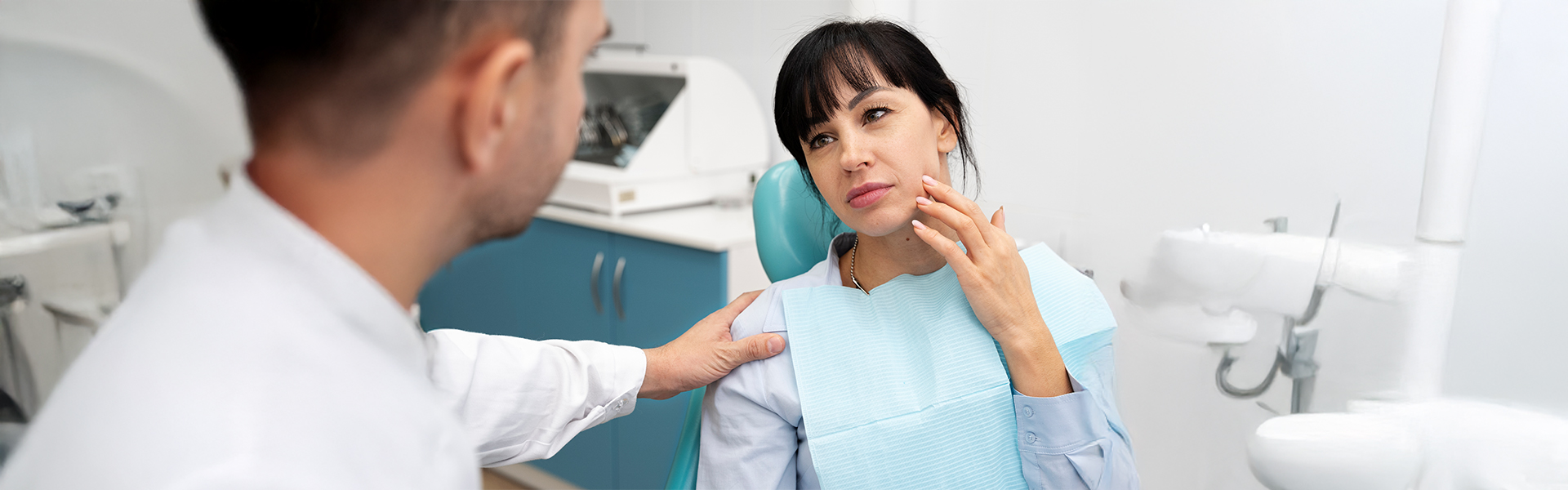 How Dental Implants Improve Jawbone Health and Prevent Facial Sagging